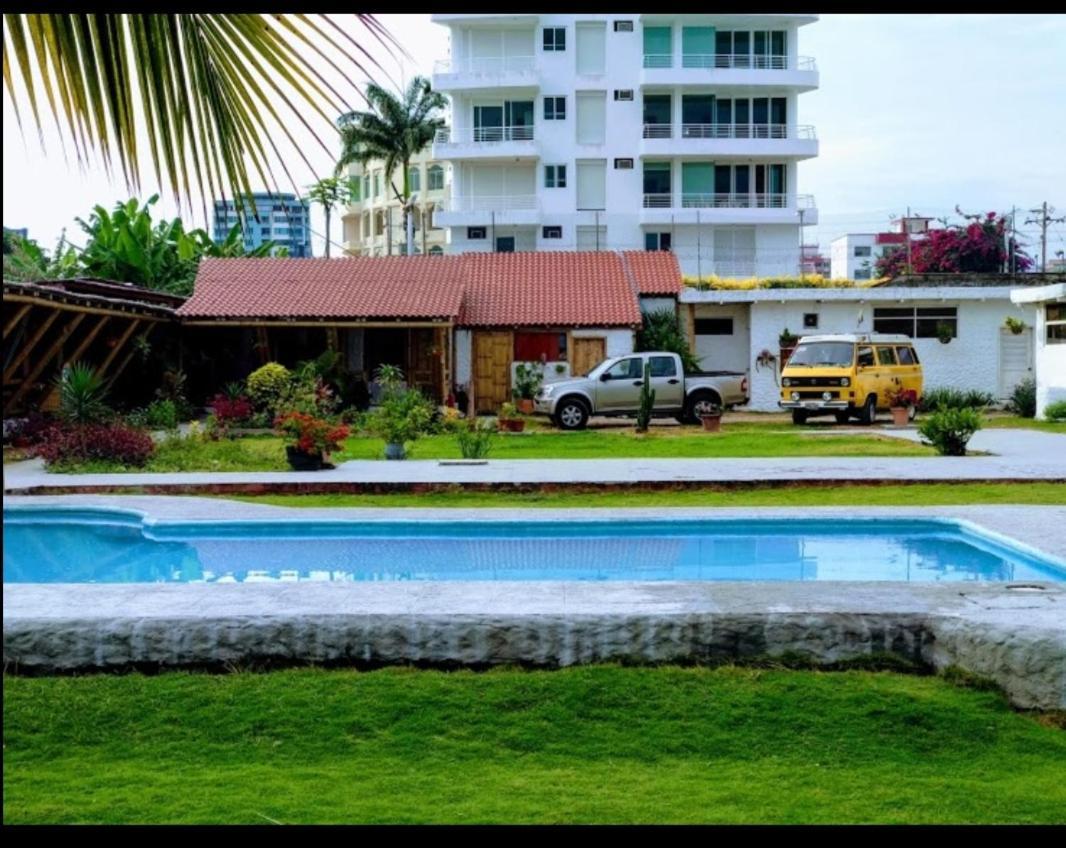 Hotel Caramba Hospedaje Tonsupa Exterior foto