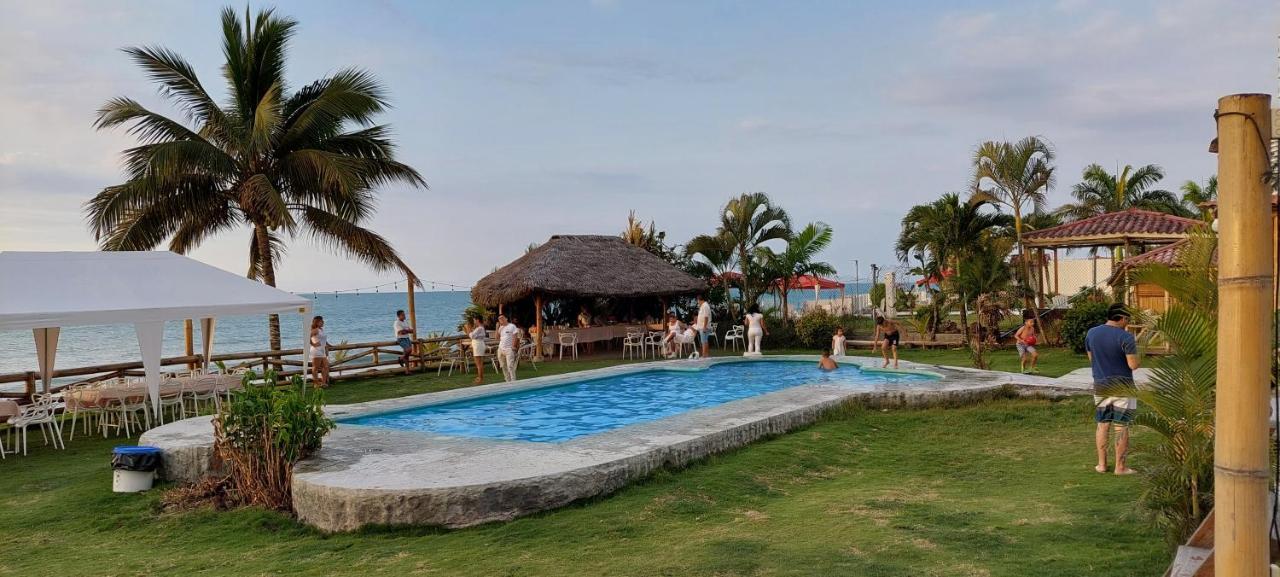 Hotel Caramba Hospedaje Tonsupa Exterior foto